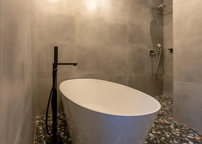 Oda ve Kahvaltı Premium Heritage 4*