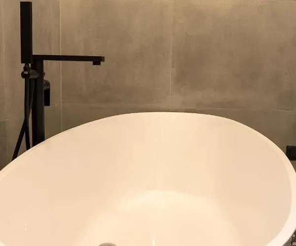 Oda ve Kahvaltı Premium Heritage 4*